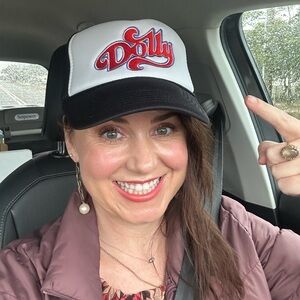 Meet your Posher, Hayley